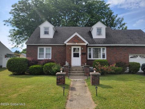 2827 Wellington Avenue Schenectady NY 12306