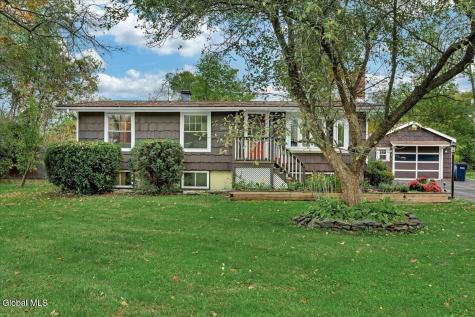 3 Alflo Circle Glenville NY 12302