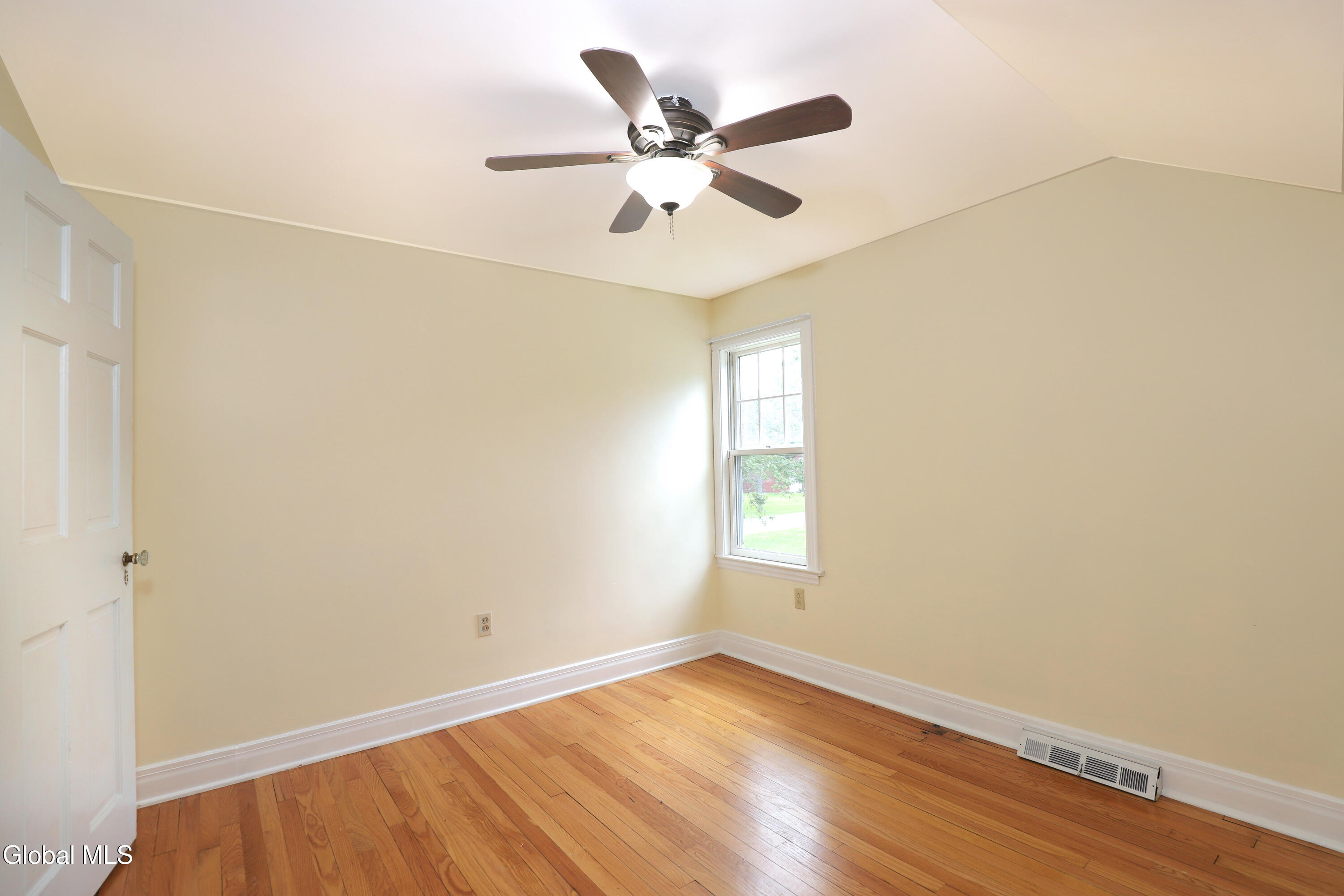 26 Gleason Road Glenville NY 12302