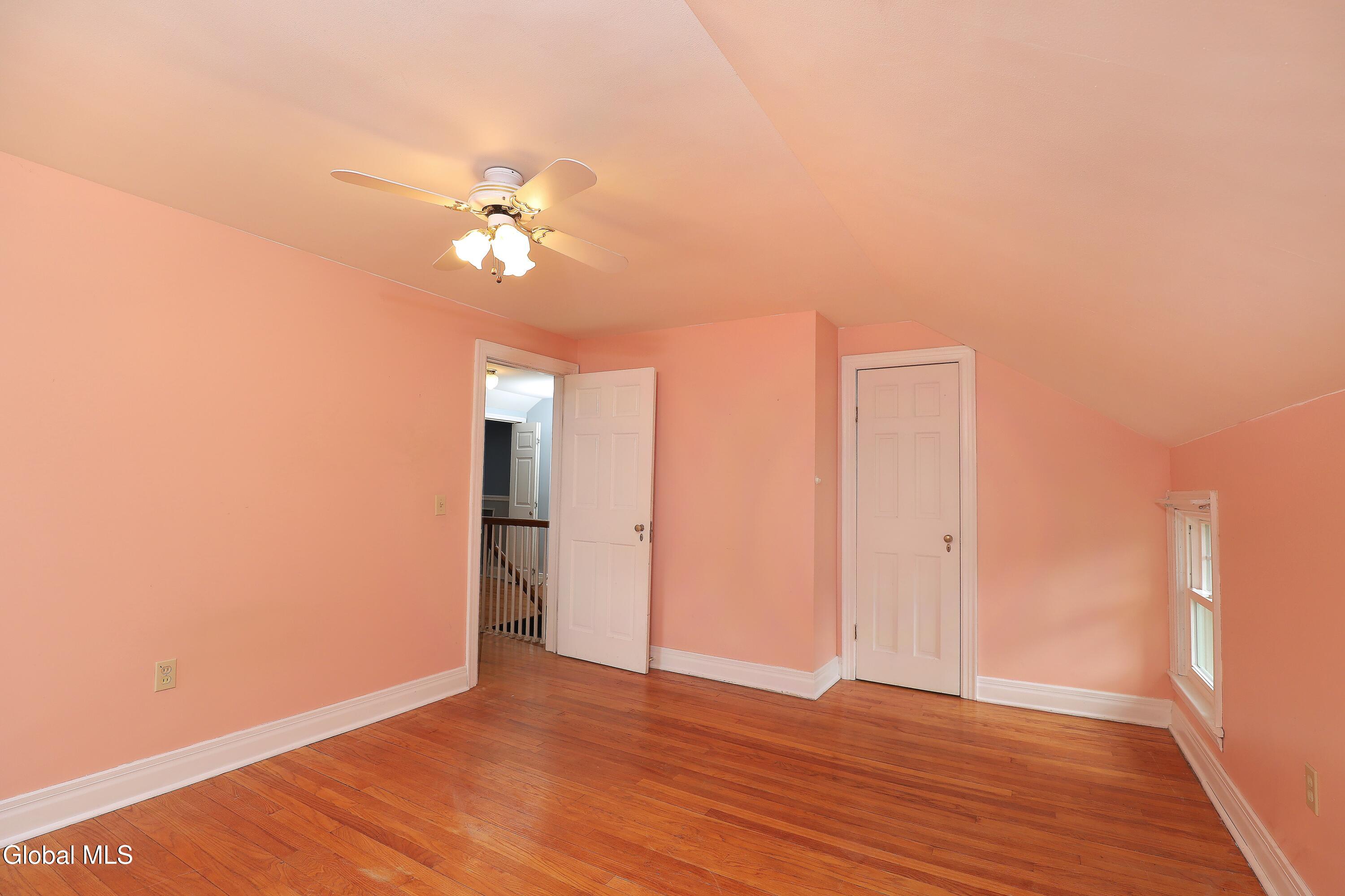 26 Gleason Road Glenville NY 12302