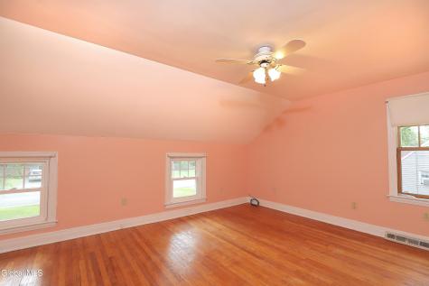 26 Gleason Road Glenville NY 12302