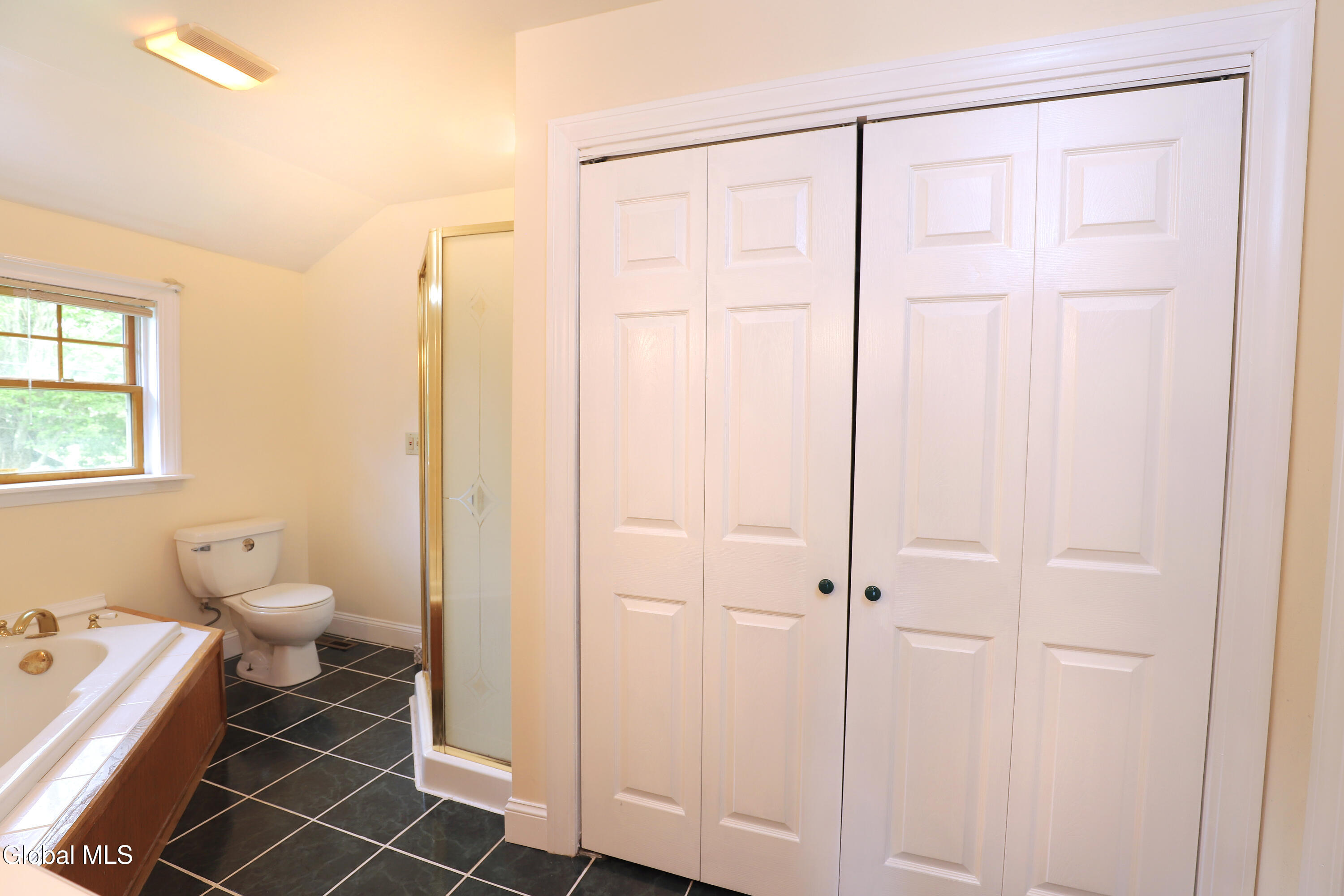 26 Gleason Road Glenville NY 12302