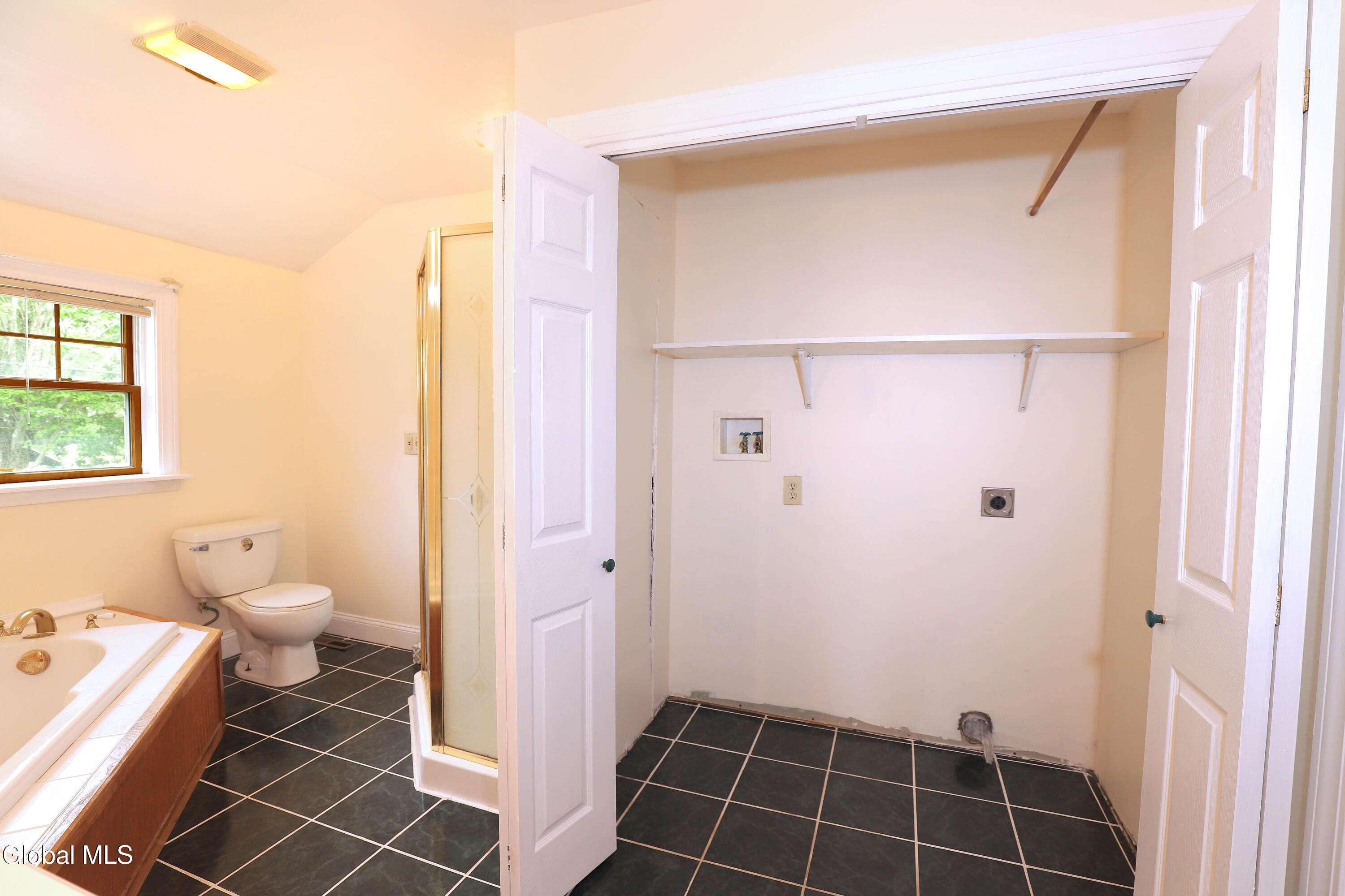 26 Gleason Road Glenville NY 12302