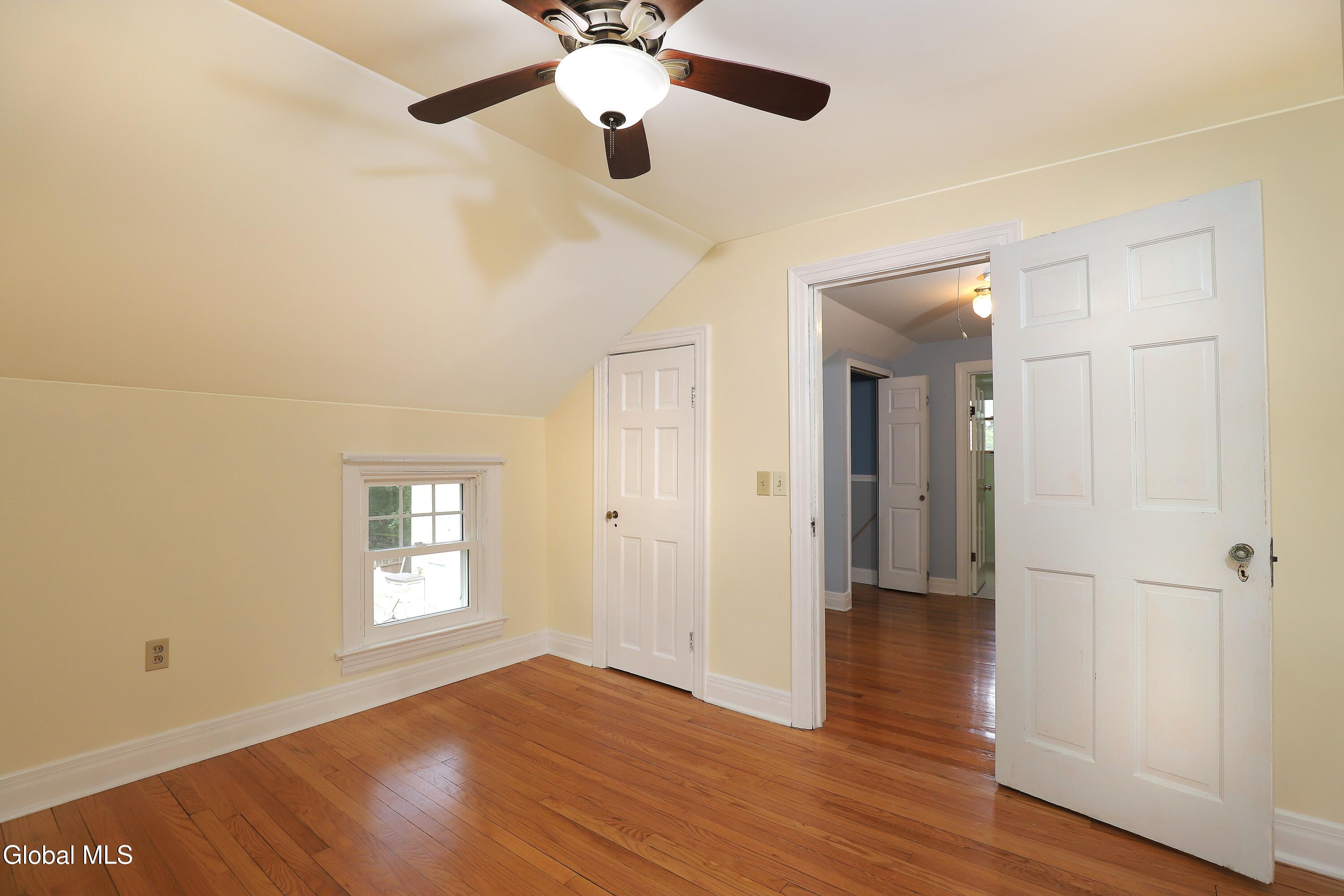 26 Gleason Road Glenville NY 12302