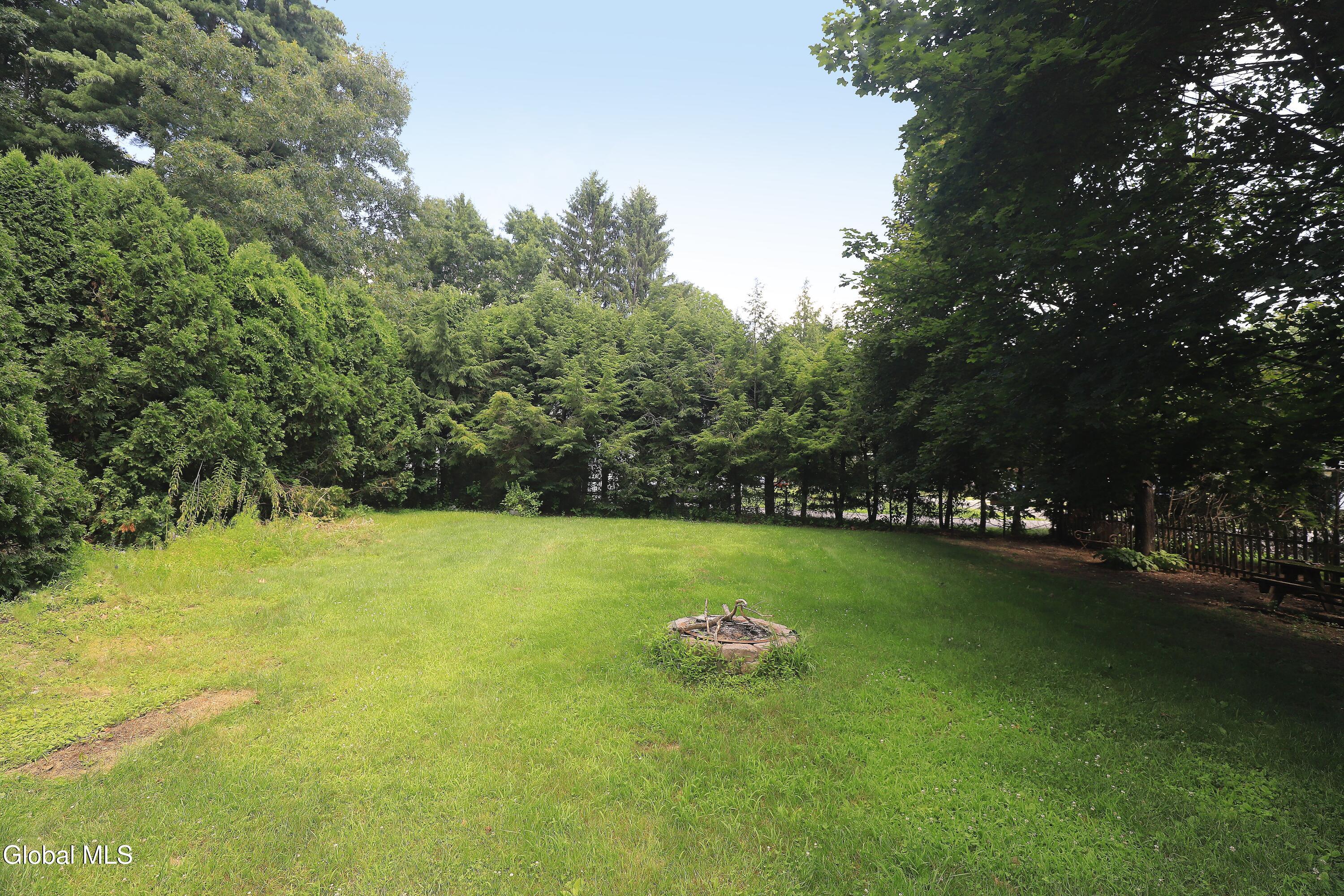 26 Gleason Road Glenville NY 12302