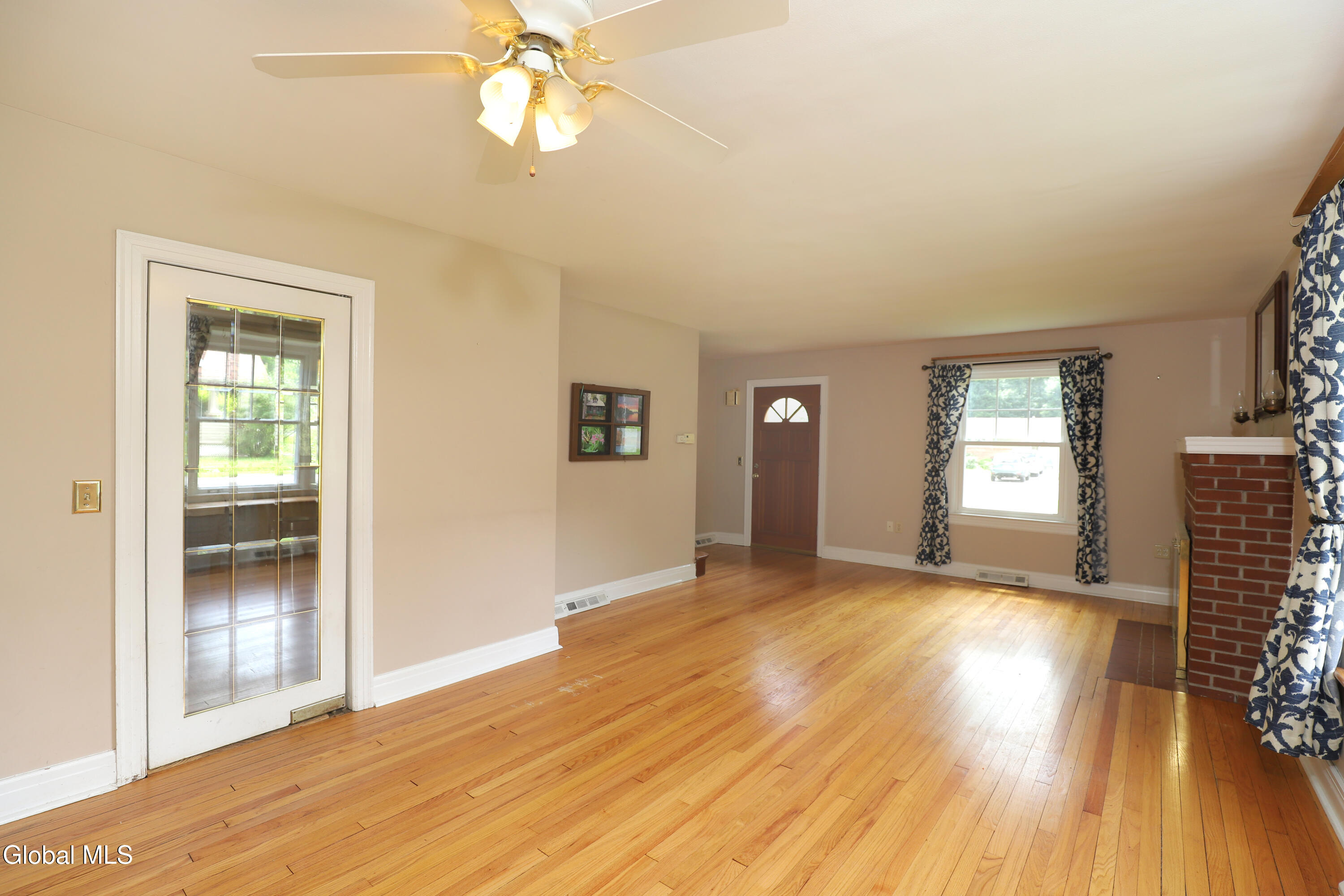 26 Gleason Road Glenville NY 12302