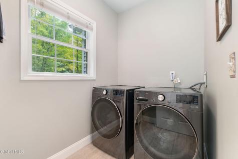 2 Huntington Court Saratoga Springs NY 12866