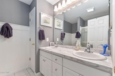 2 Huntington Court Saratoga Springs NY 12866