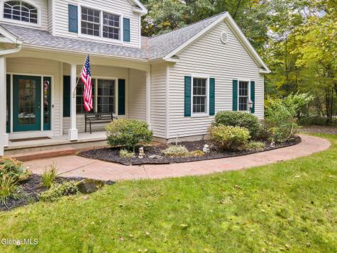 2 Huntington Court Saratoga Springs NY 12866