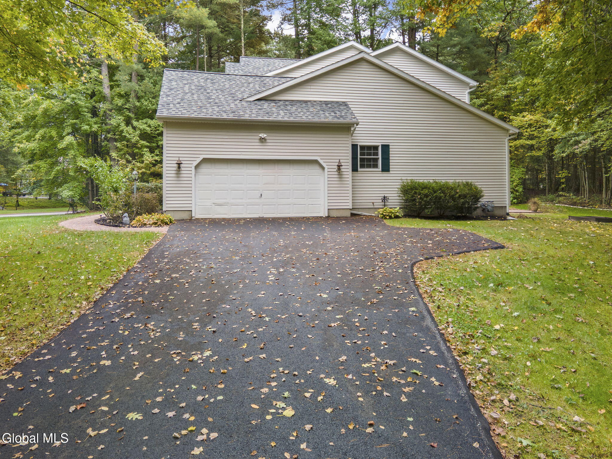 2 Huntington Court Saratoga Springs NY 12866