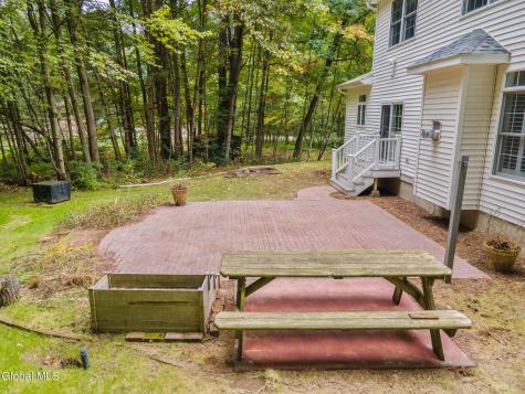2 Huntington Court Saratoga Springs NY 12866