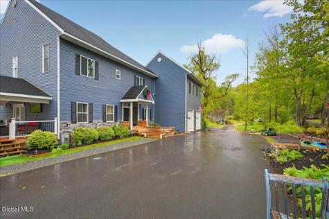 14 Calvin Cole Road Stephentown NY 12169