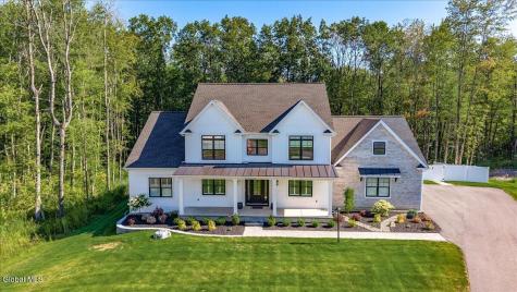 8 Brooke Court Clifton Park NY 12065