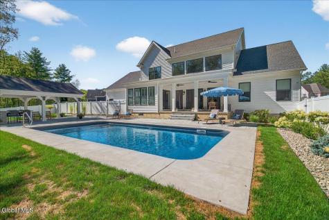 8 Brooke Court Clifton Park NY 12065