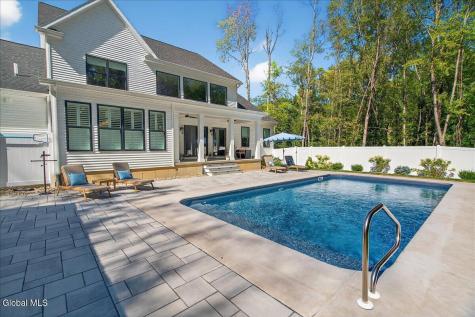 8 Brooke Court Clifton Park NY 12065