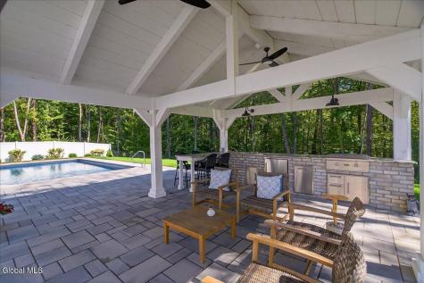 8 Brooke Court Clifton Park NY 12065