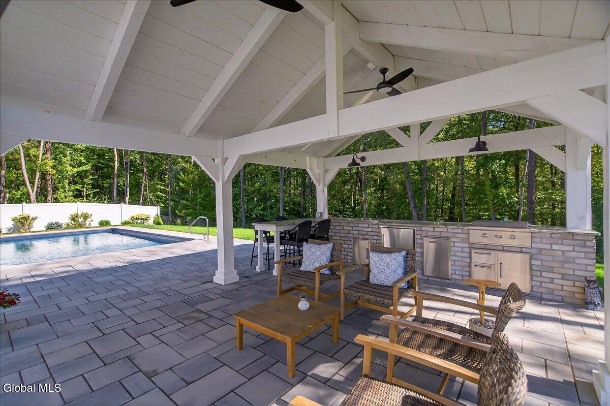 8 Brooke Court Clifton Park NY 12065