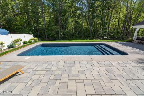 8 Brooke Court Clifton Park NY 12065
