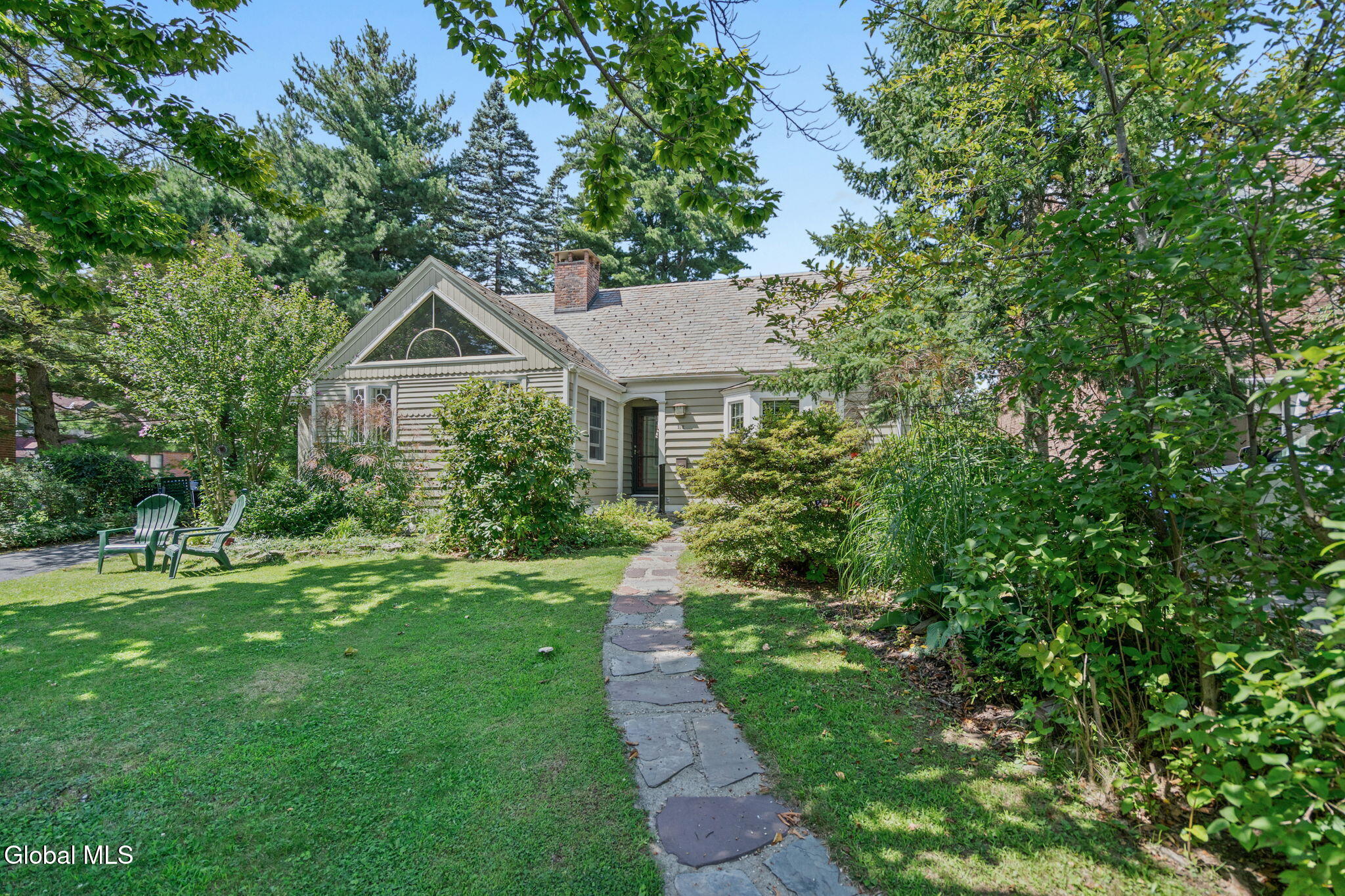 212 Colonial Avenue Albany NY 12208