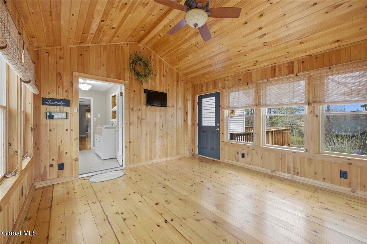 43 Meadowview Drive Queensbury NY 12804