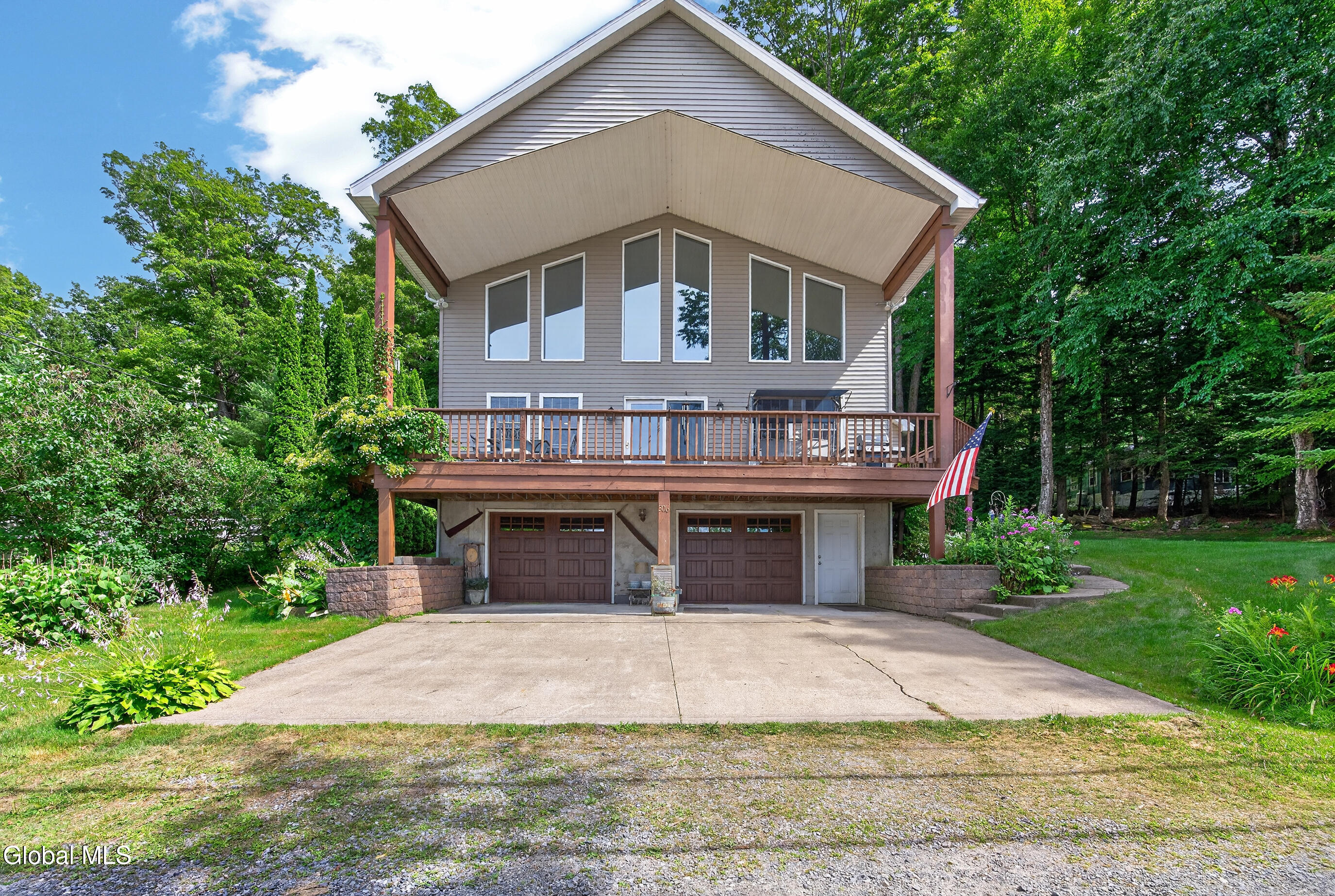 3016 South Shore Drive, West Galway NY 12086