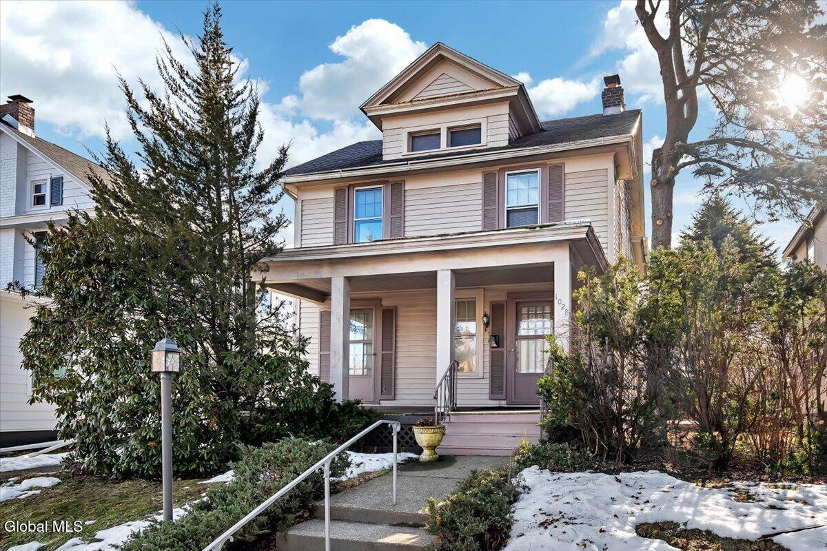1028 Maryland Avenue Schenectady NY 12308