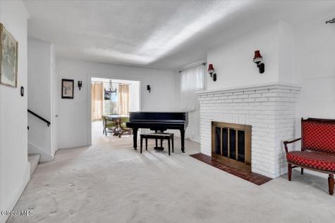 1028 Maryland Avenue Schenectady NY 12308