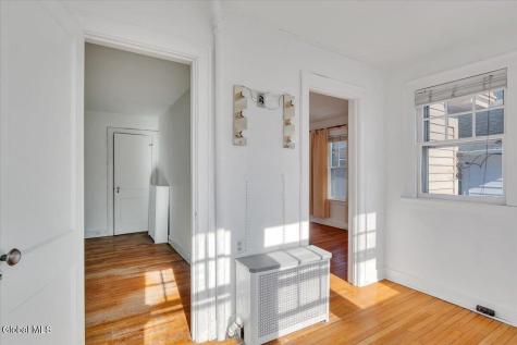 1028 Maryland Avenue Schenectady NY 12308