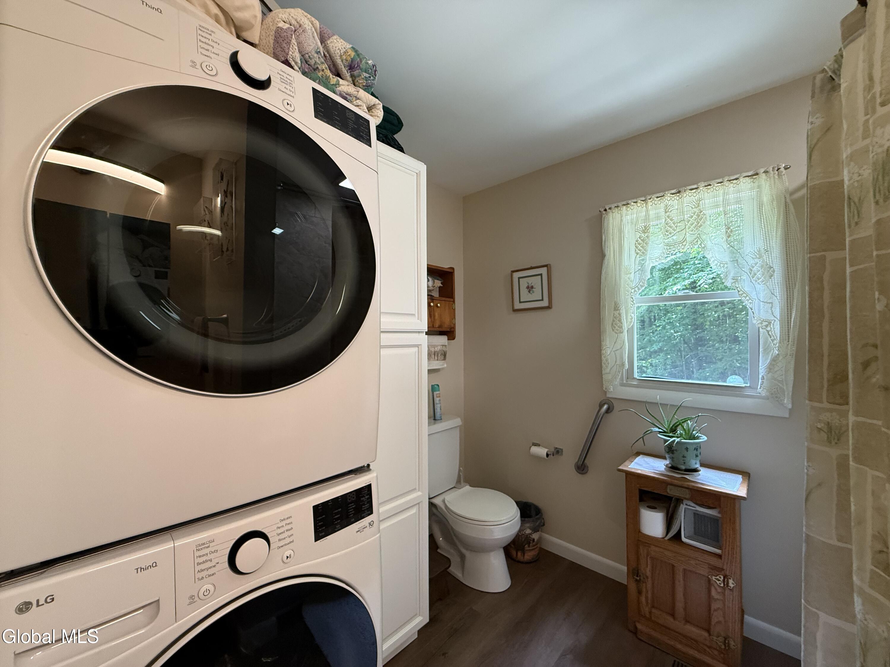 303 N Shore Rd Peck Road Gloversville NY 12078