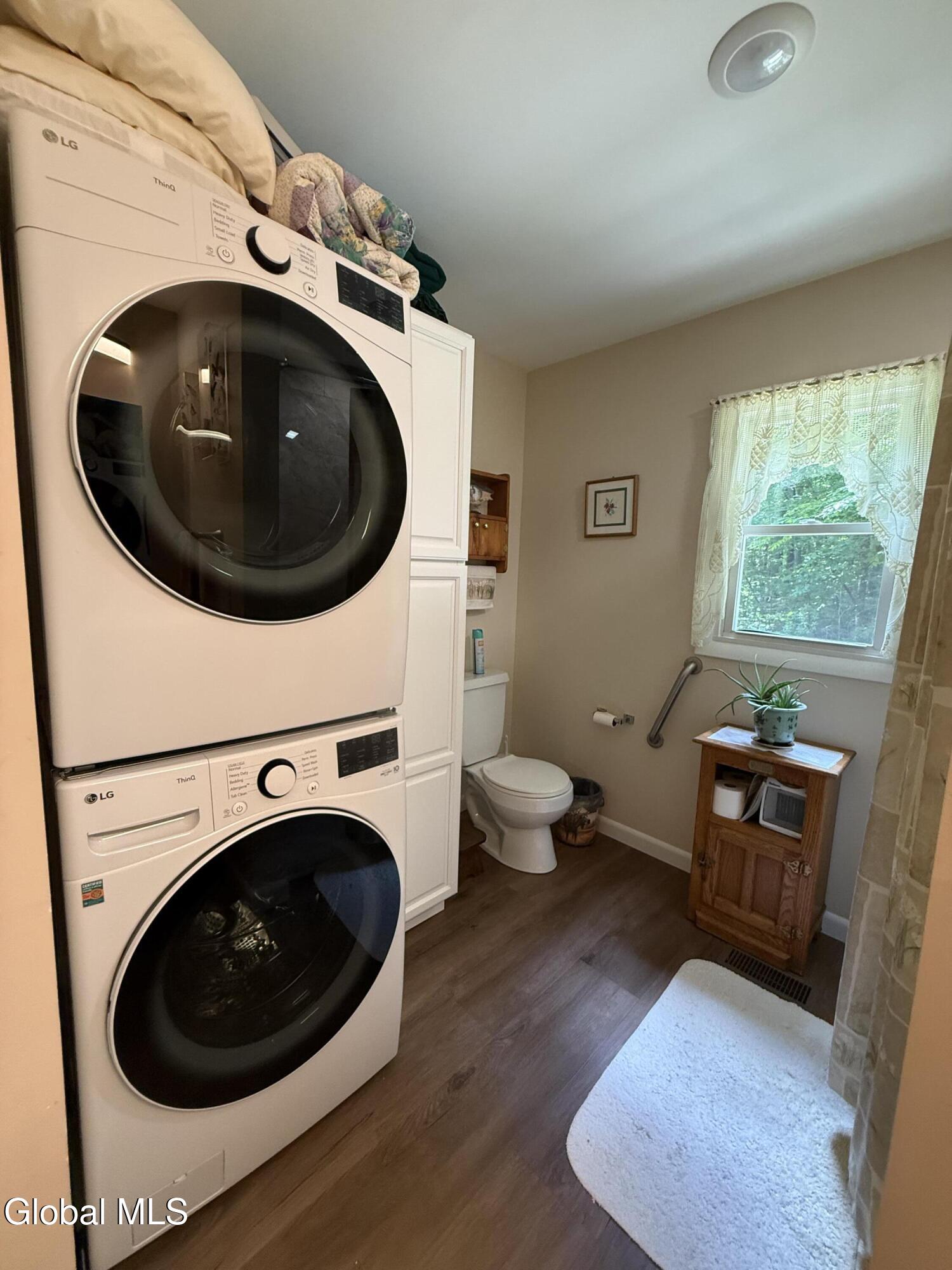 303 N Shore Rd Peck Road Gloversville NY 12078
