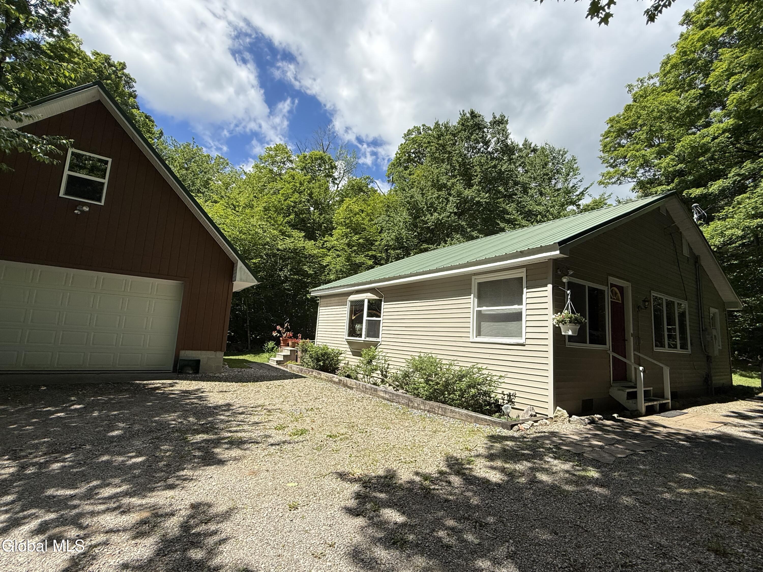 303 N Shore Rd Peck Road Gloversville NY 12078