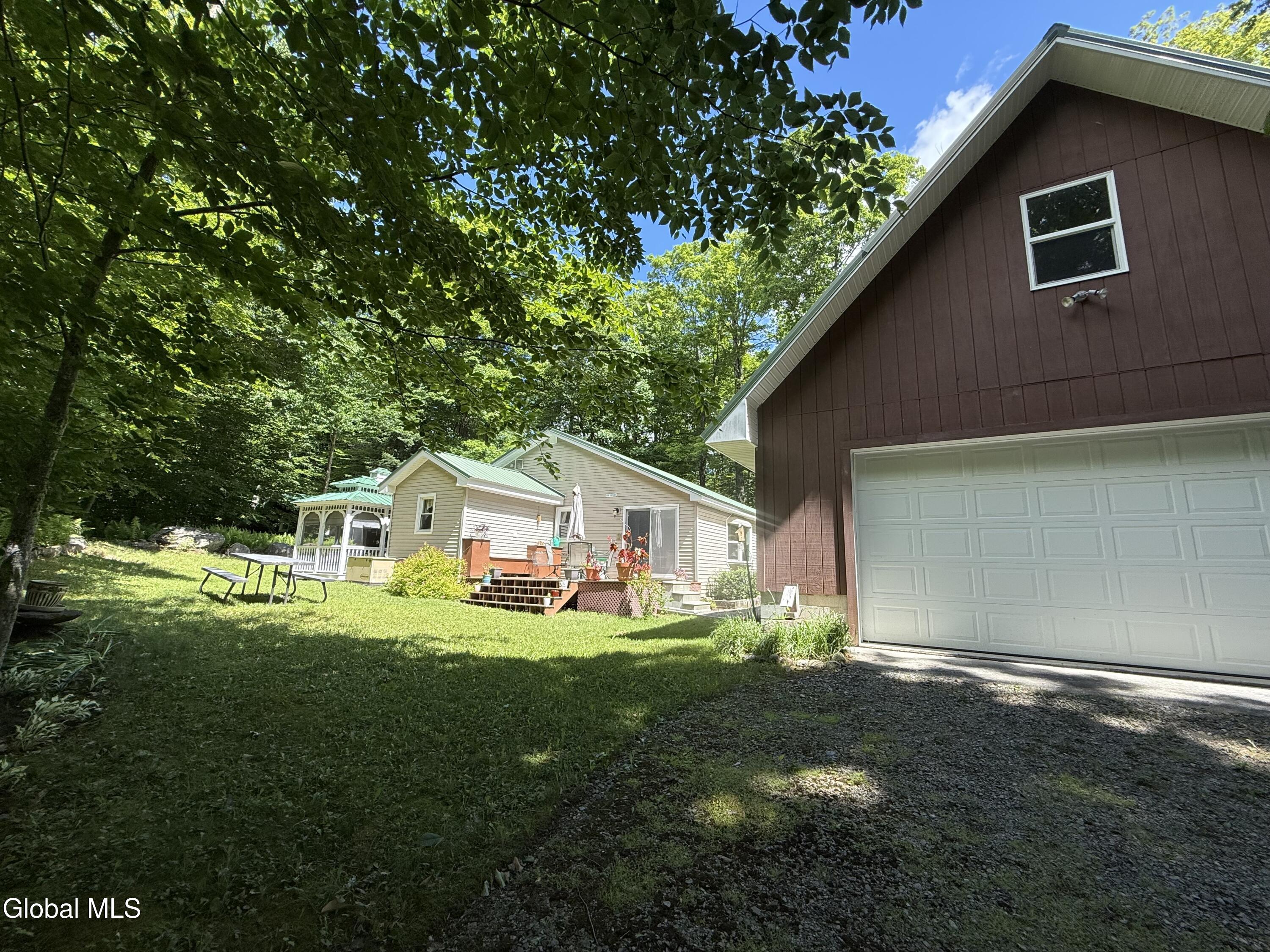 303 N Shore Rd Peck Road Gloversville NY 12078