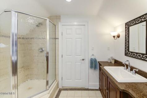 1974 Nott Street Niskayuna NY 12309