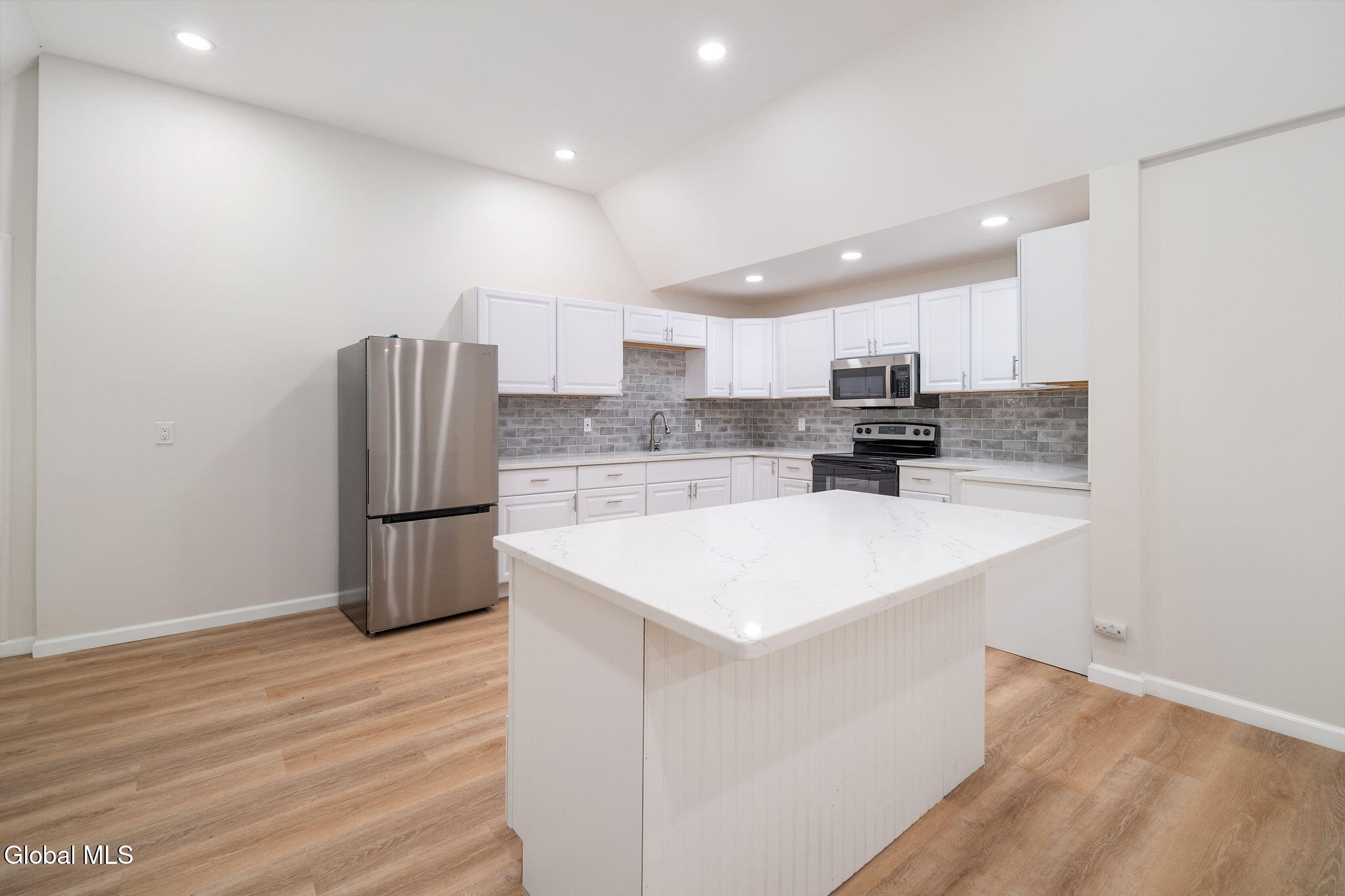 11 Whitbeck Street Coxsackie NY 12051