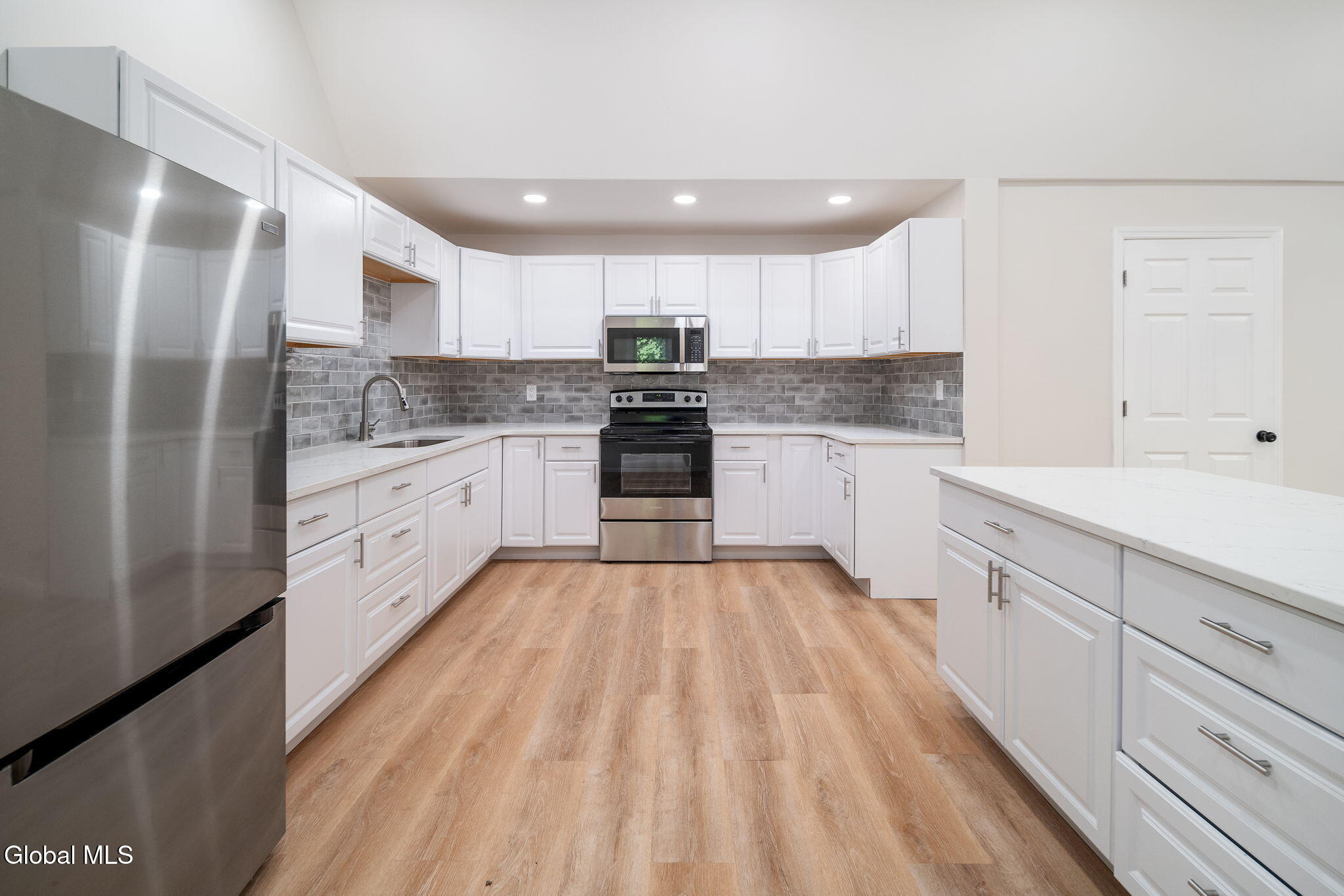 11 Whitbeck Street Coxsackie NY 12051