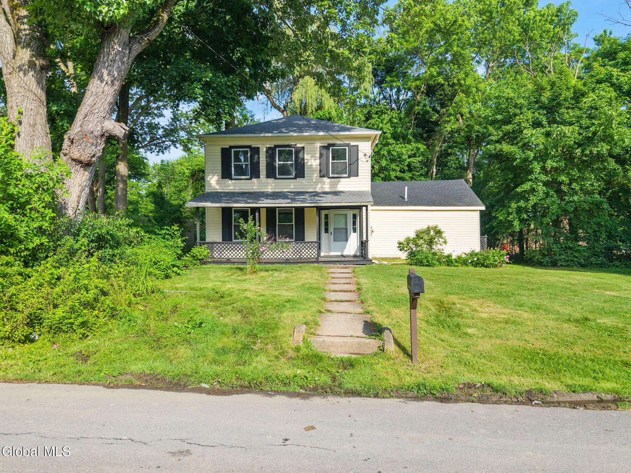 11 Whitbeck Street Coxsackie NY 12051