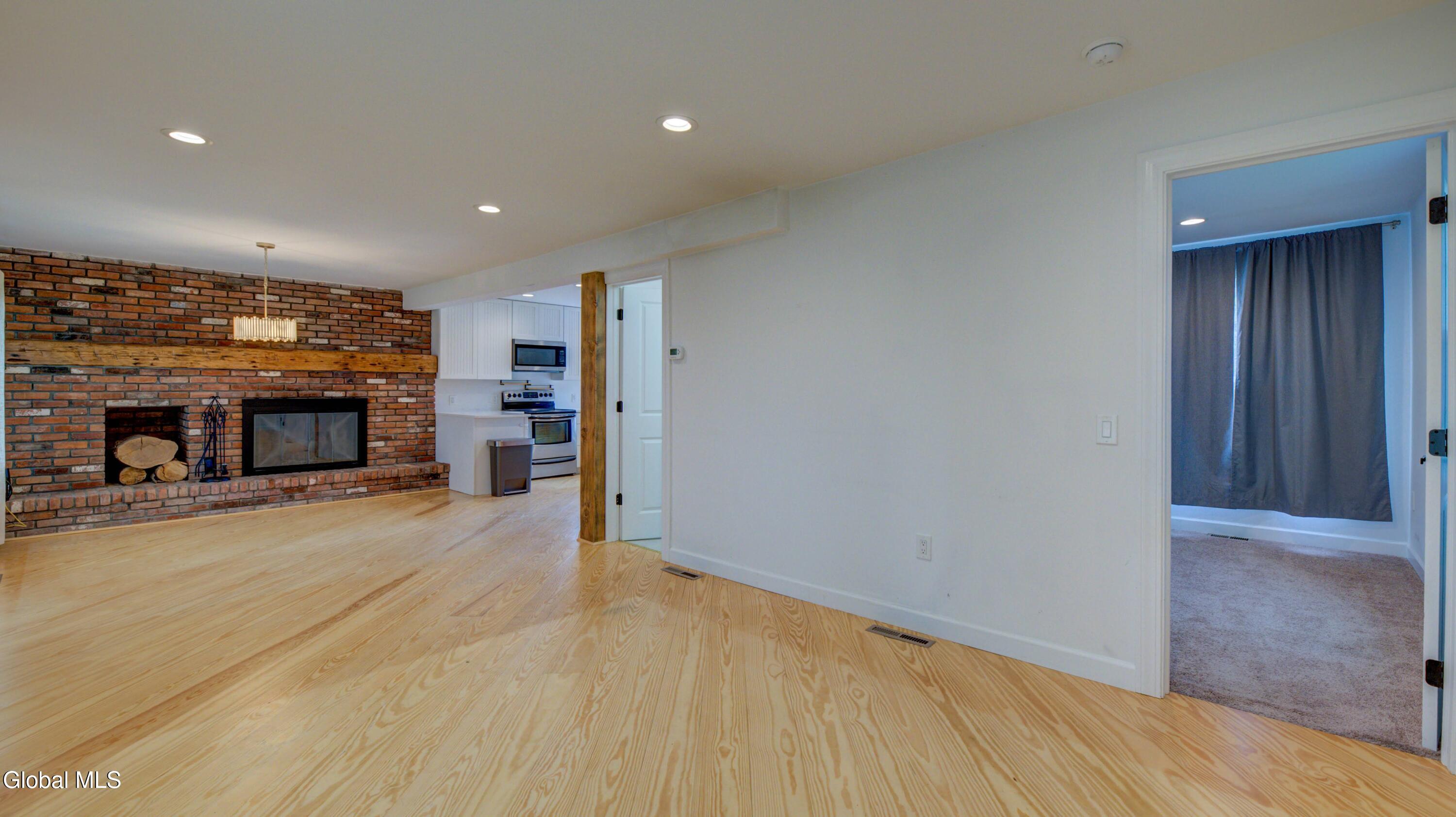 475 Ny-32 Schuylerville NY 12871