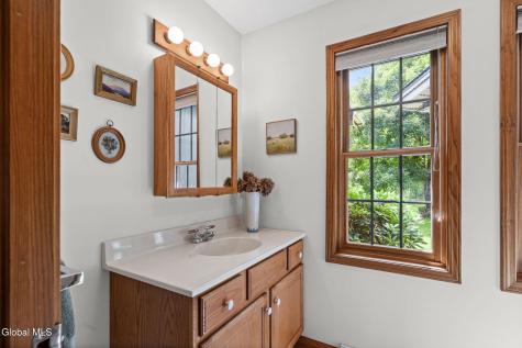 1200 Creek Road Esperance NY 12066