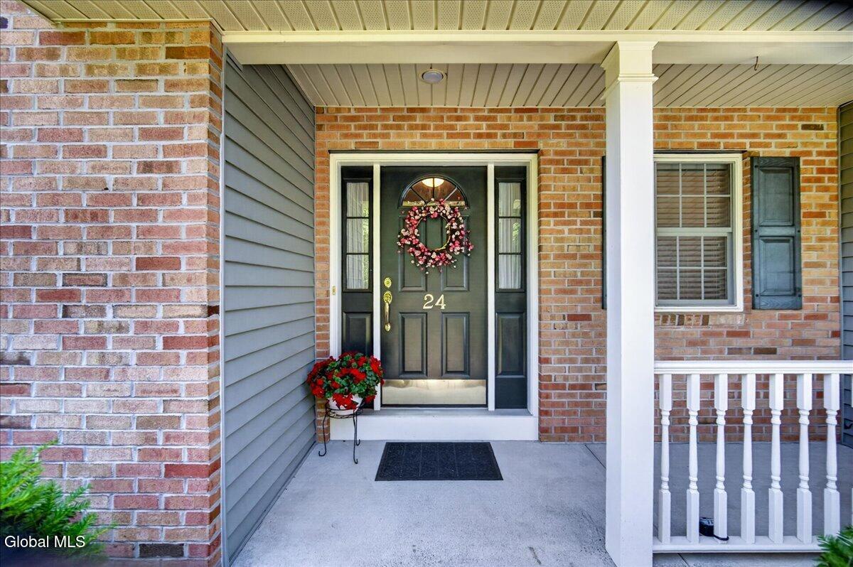 24 East Ridge Saratoga Springs NY 12866