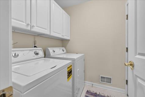 24 East Ridge Saratoga Springs NY 12866