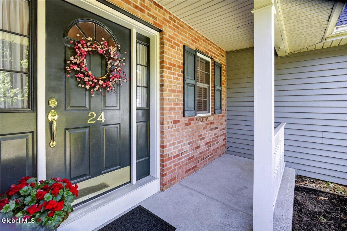 24 East Ridge Saratoga Springs NY 12866