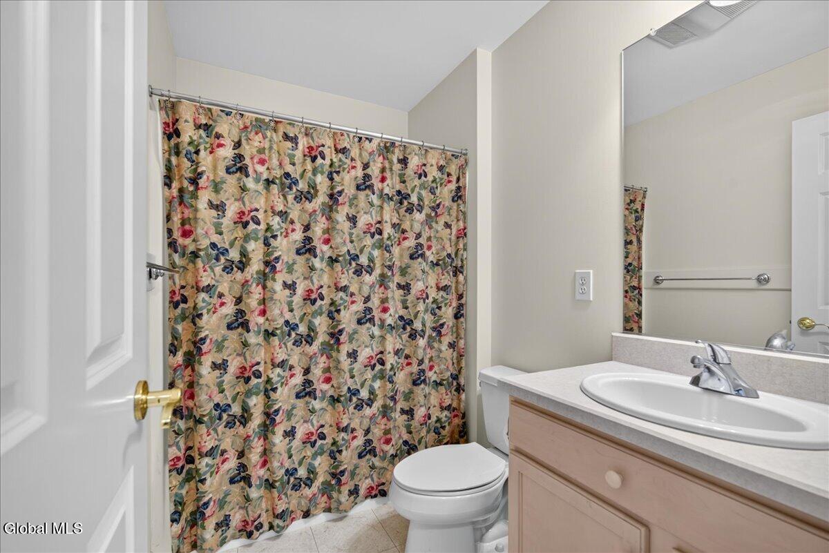 24 East Ridge Saratoga Springs NY 12866