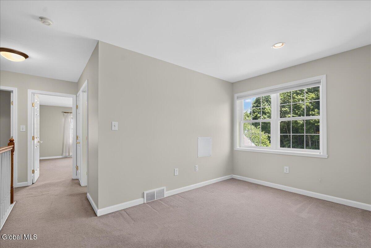 24 East Ridge Saratoga Springs NY 12866