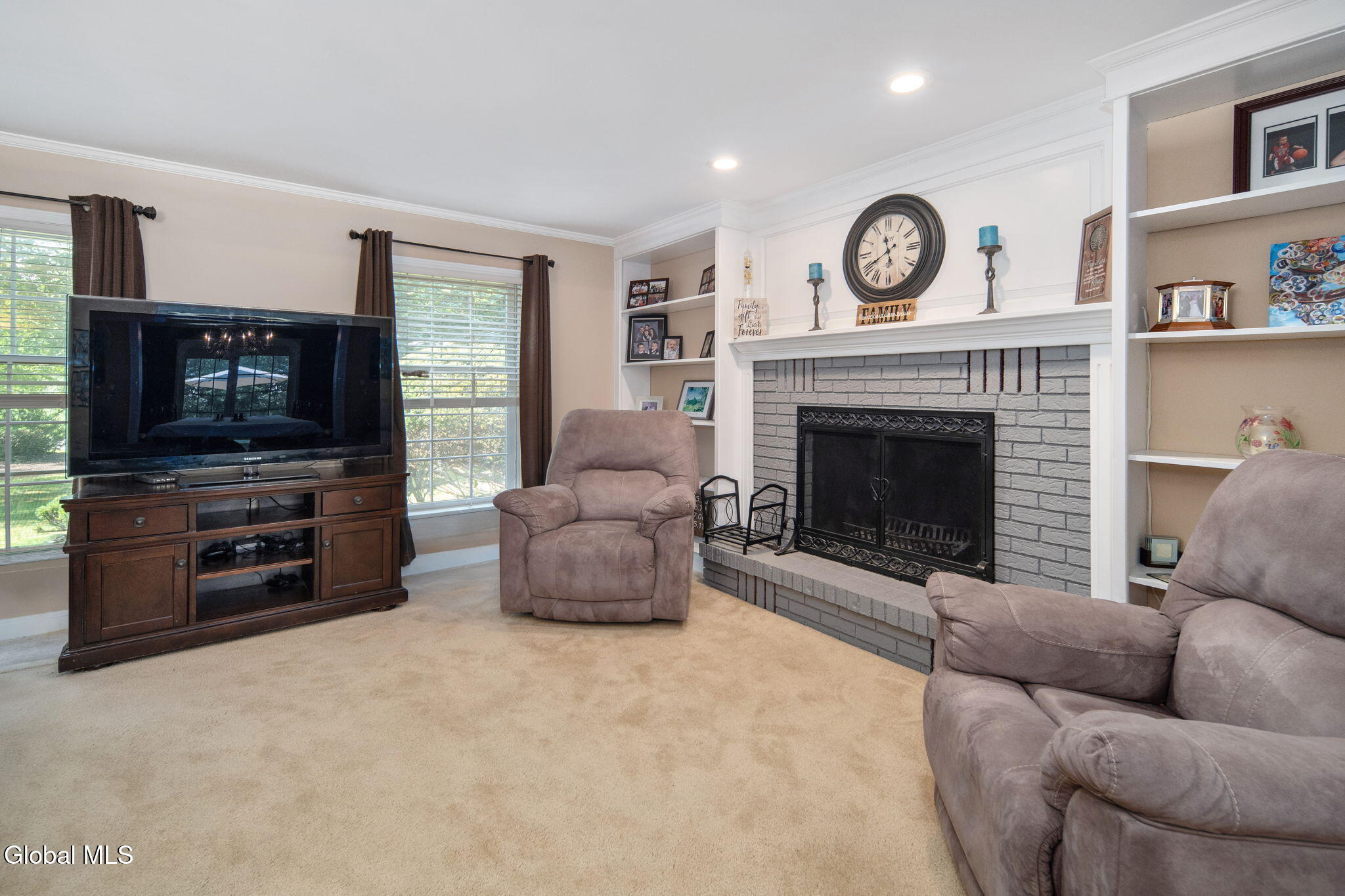 141 Pine Street Rensselaer NY 12144