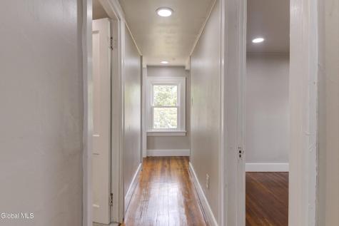 32 Fullerton Avenue Schenectady NY 12304