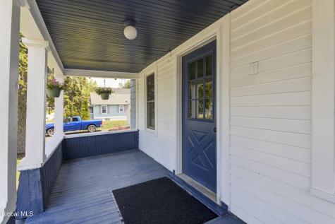 32 Fullerton Avenue Schenectady NY 12304