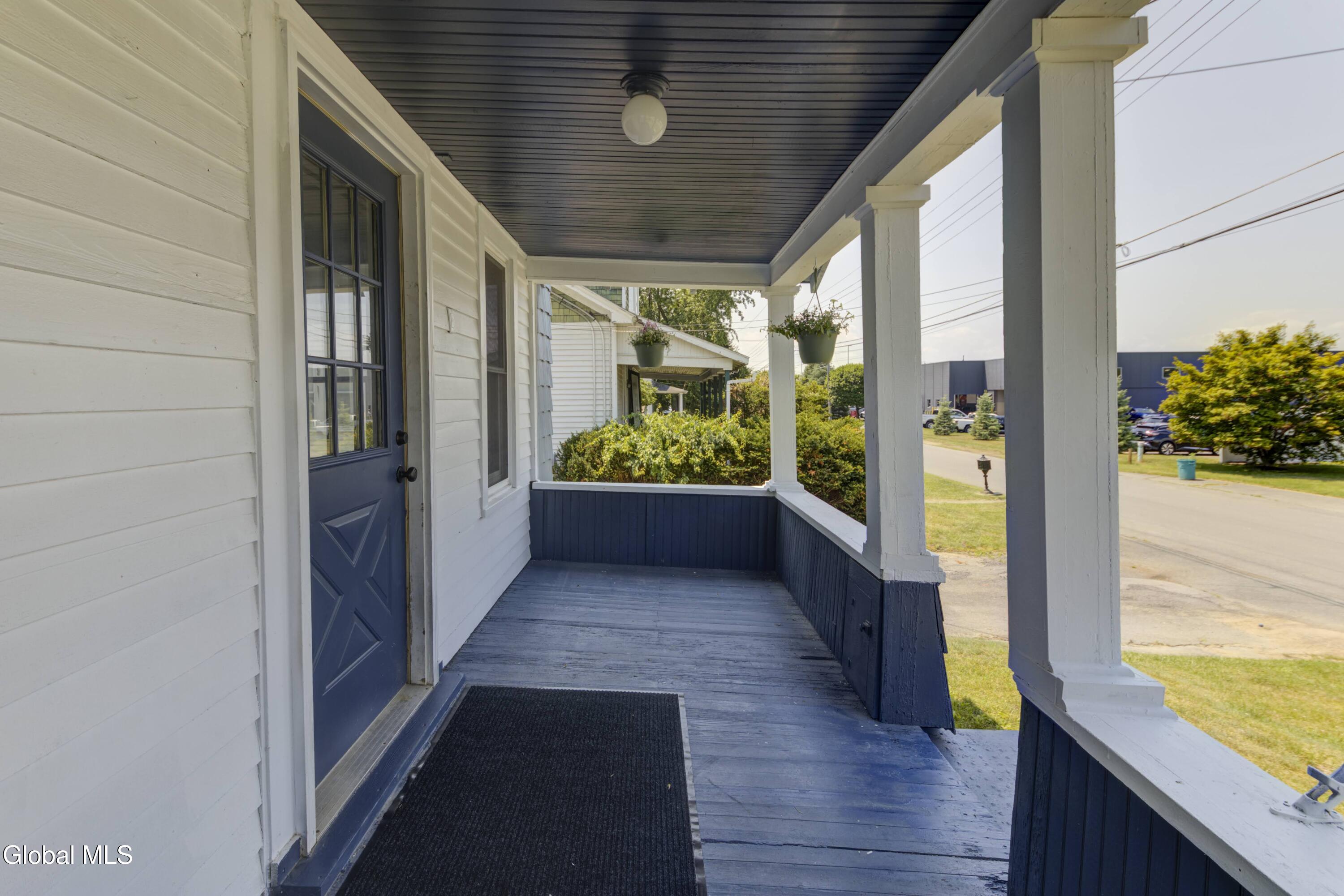 32 Fullerton Avenue Schenectady NY 12304