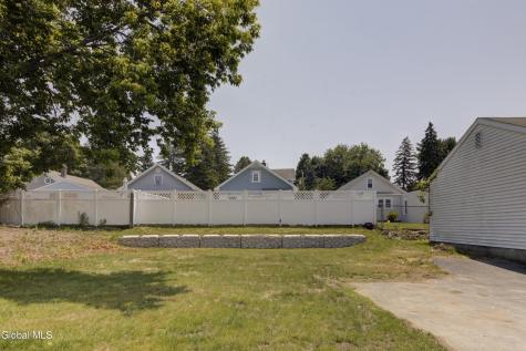 32 Fullerton Avenue Schenectady NY 12304