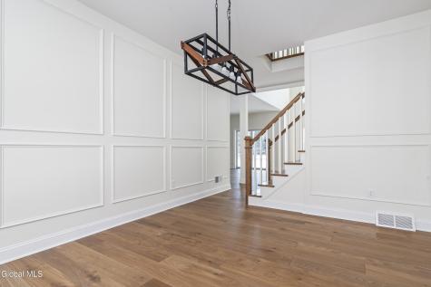 223 Pinewood Drive Schenectady NY 12303