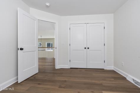223 Pinewood Drive Schenectady NY 12303